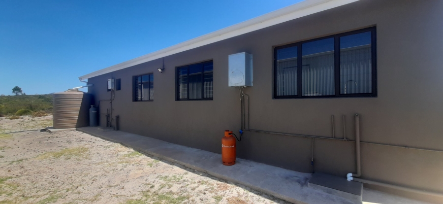 To Let 3 Bedroom Property for Rent in Albertinia Western Cape